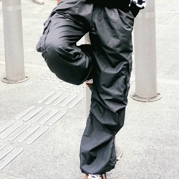 CARGO PANTS WOMEN SERIES Wanita 0
