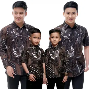 BAJU BATIK COUPLE AYAH DAN ANAK COWOK WARNA HITAM COKLAT MOTIF LEMAH TELES Hem Dewasa
