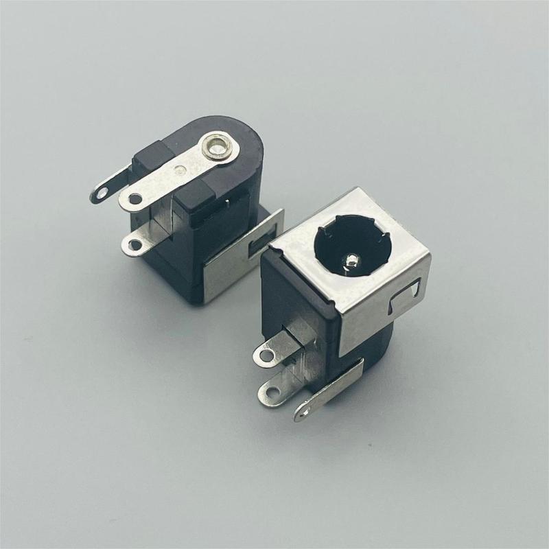 Product Introduction of DC power socket socket DC-005 with metal shell 5.5 × 2.1 three pin horizontal shielded charging base 3