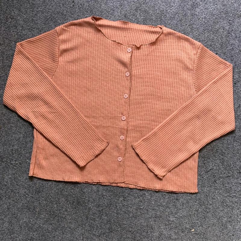 CARDIGAN RAJUT WAFFLE CROP PREMIUM / CARDIGAN CROP TOP MODEL KOREA STYLE atasan cutbray Manik-manik Black Baju Cantik Fit Kancing Nyaman Panjang Tangan Lembut Tebal Rib Santai 6