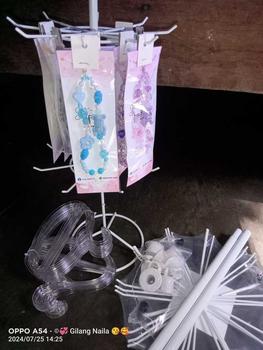 Product Review of Rak Display Matahari Putar 3 Susun KECIL Gantungan Perhiasan Aksesoris HP from e**2 0