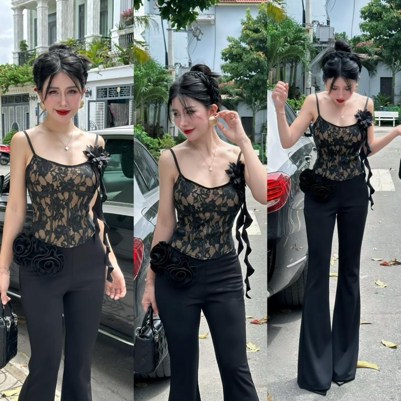 Hoa Enlly- áo ren 2 dây đính hoa tua rua Slay xinh xĩu chất vải ren hoa nổi sang có độ co dãn nhẹ áo có lớp lót nude nên không sợ lộ đâu ạ. Áo có thể mix với quần hay chân váy đều rất xinh và gợi cảm ạ. Phù hợp cho nàng mặc đi chơi đi tiệc,.. 