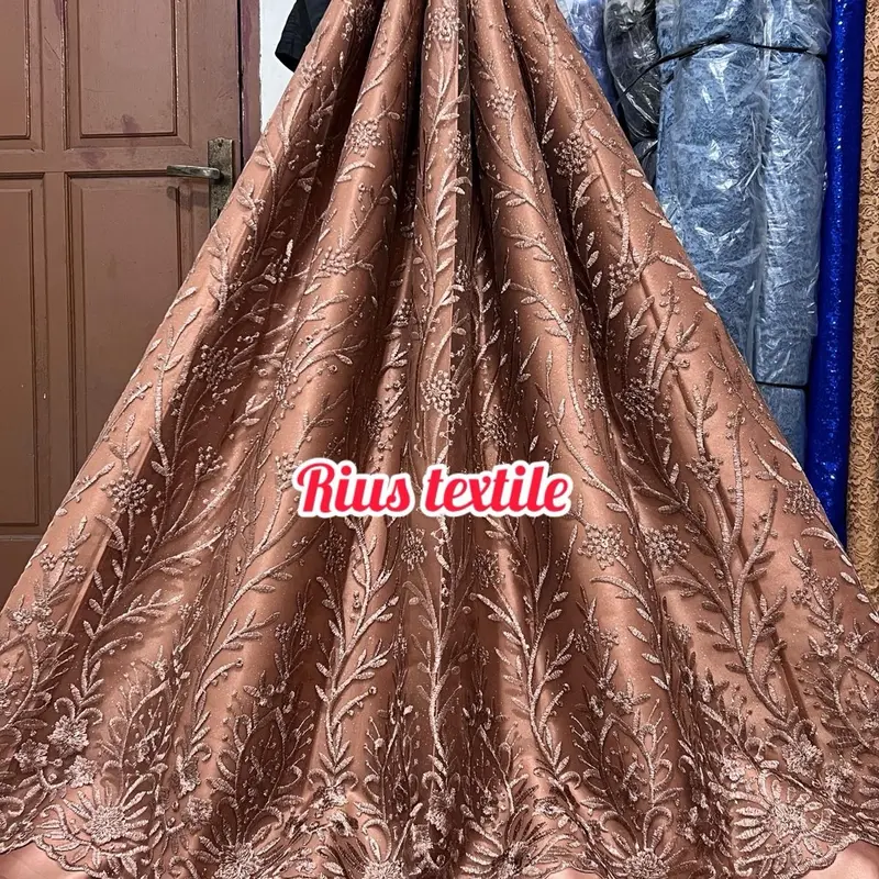 promo kain tile  pinggiran brokat tebal  / tile pinggiran/harga per 0,5 meter 2