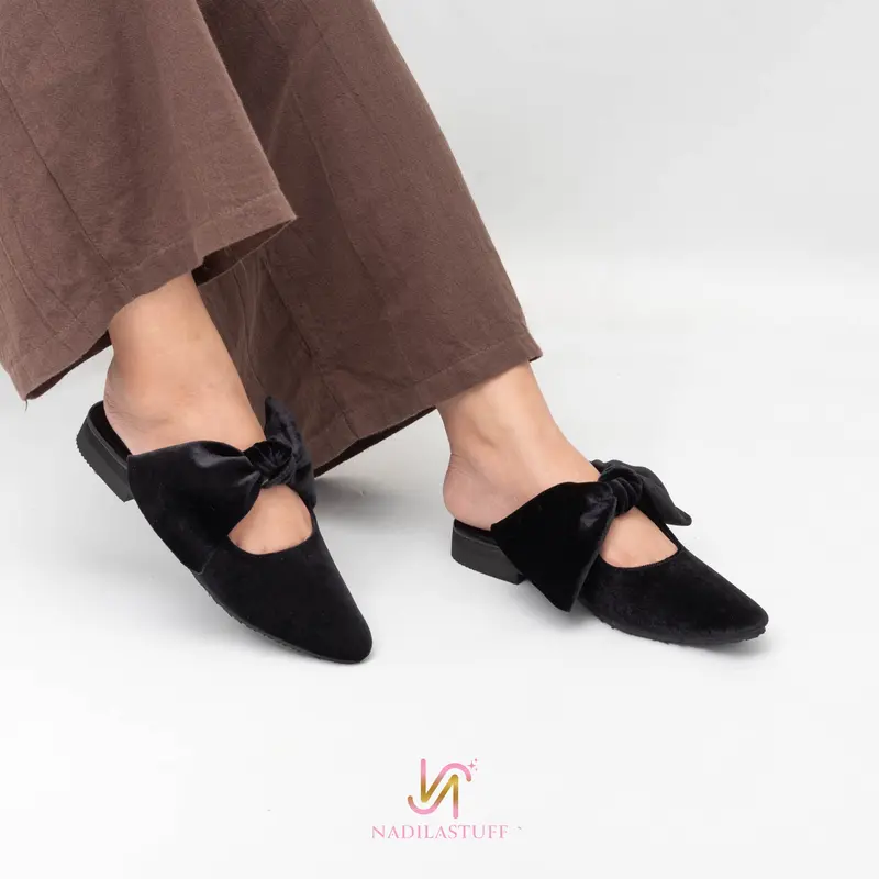 Nadilastuff Signature Flawra Slop Sandal Wanita Shoes Sendal 1