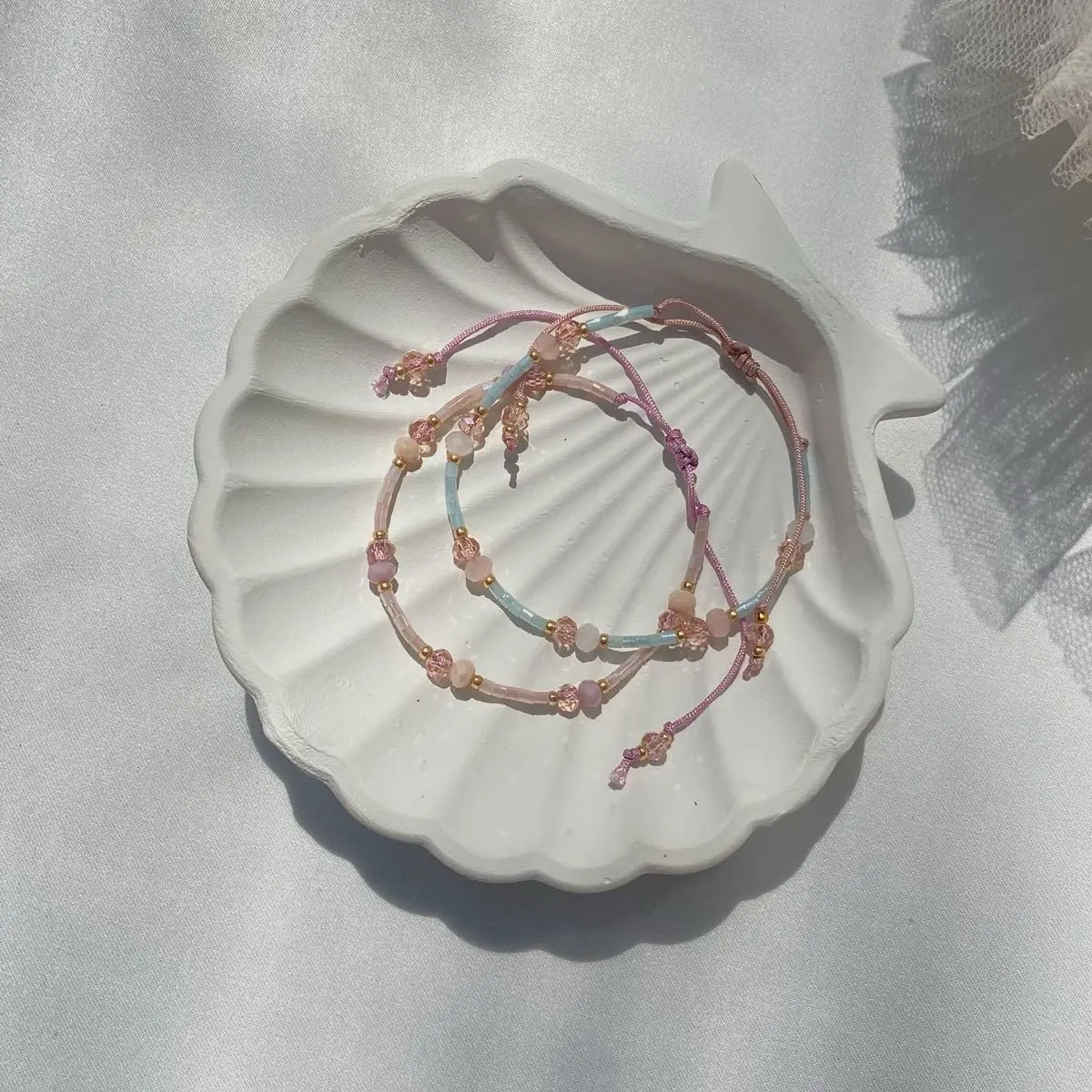 LUDIC. LARA gelang manik serut aesthetic