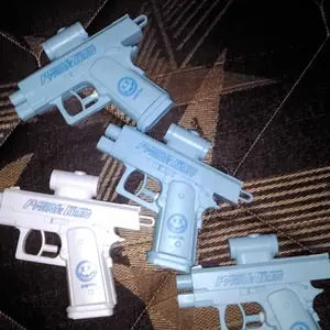 Mainan Pistl Air Prank Dua Arah Water Guun Jahil Teman / Prank tmbakan Air / Mainan Air Semprot Prank Dua Arah / Mainan Pistl Air Prank / Mainan Prank Air Prank Guun Pistl Prank tmbakan Air Prank Dua Sisi Pistl tmbakan Air Prank