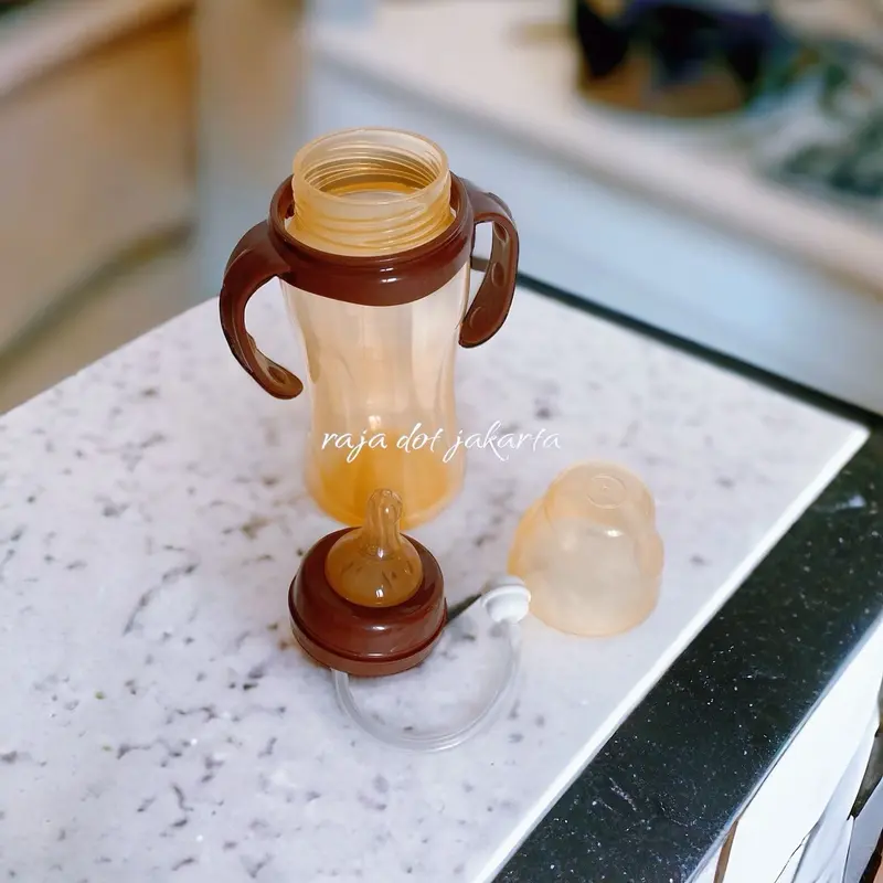 Botol susu jumbo 330ml dengan selang anti sedak sudah bpa free / botol gagang bahan tebal Bola Sedotan Accessories Bayi Minum Bottle 0