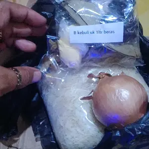 Beras basmati 1 liter(750g)+bumbu kebuli enak dan gurih gratis kismis hitam