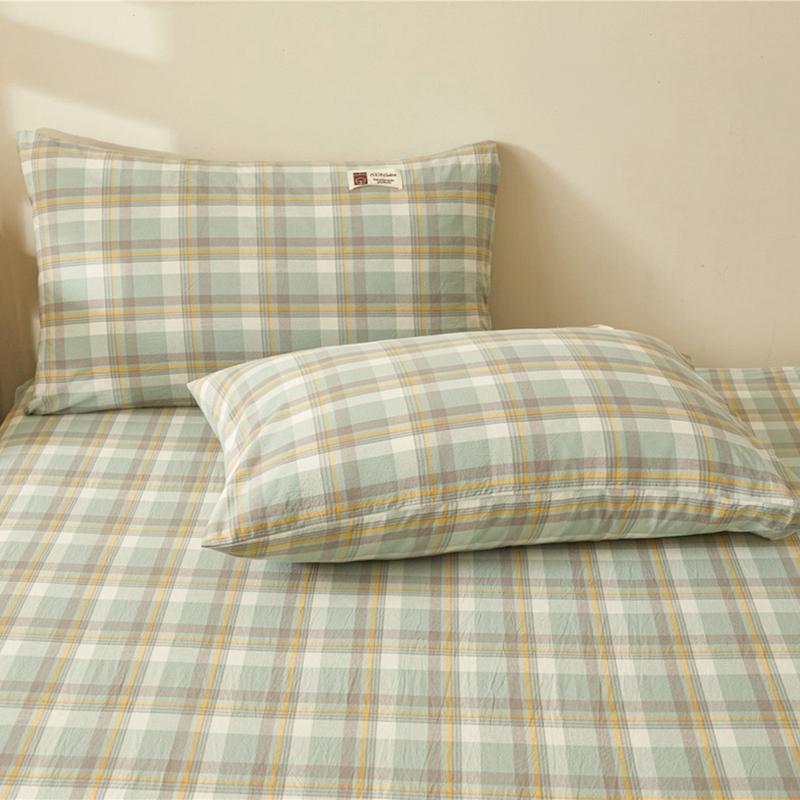 Product Introduction of Cotton Plaid Fitted Sheet Japanese Striped Plaid Cotton Non-Slip Bedspread Washed Cotton Student Fitted Sheet 3 In1 Mattress Cover Protective Cover 32
