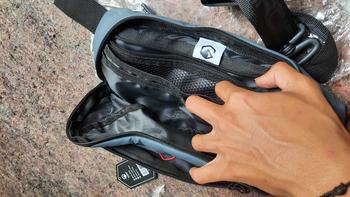 Product Review of gardio premium tas selempang anti air pria dan wanita high quality Pinggang Hitam from y**. 1
