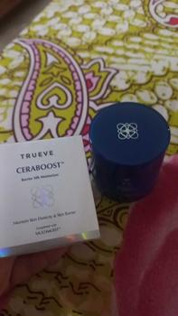Product Review of TRUEVE Ceraboost Silk Moisturizer Gel 30gr - Moisturizer Gel Pelembab Wajah Pagi Malam, Memperbaiki Skin Barrier Rusak Iritasi, Cocok untuk Semua Jenis Kulit (Blue Tansy + Ceramide) from r**a 0