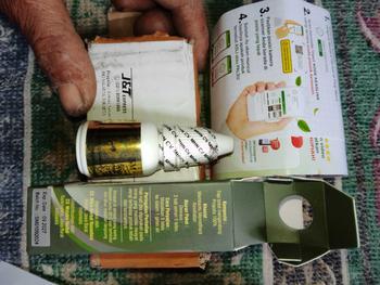Product Review of Cairan Penghalus Kaki Rayapan Telapak Kaki Bolong Berlubang Propolis SM Hand Tangan Perawatan Lotion from J**n A**e b**u 0
