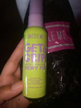 Product Review of [POPBELA Best Setting Spray 2024 Winner] DAZZLE ME Get a Grip! Makeup Setting Spray Dewy Fix Beauty Protecting 4 X Hydrating Makeup Mist Flawless Lightening Primer Water Tahan 24 JAM from N**2 2