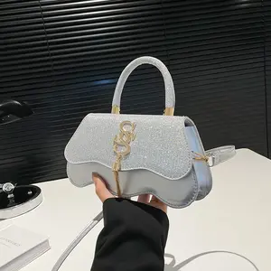 Tas Tangan Wanita Elegan, Model Baru 2026, Gaya Korea Trendi, Tas Bahu/Selempang Bertekstur Rumbai, Tas Persegi Kecil