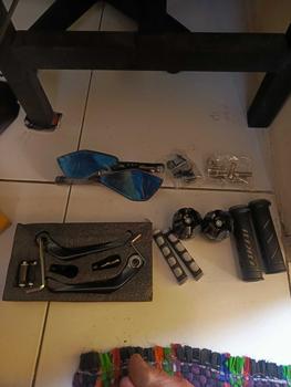 Product Review of Paket 5 Item variasi motor proguard sabit karbon + spion v2 tomok + handgrip domino + karet handle rem + jalu as roda Universal beat mio fino jupiter supra cbr150r nma pcx adv from 🥊**🗿 0
