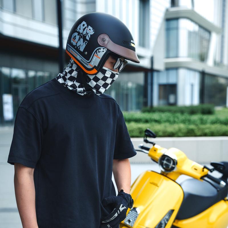 Mũ bảo hiểm 3 4 màu đen nhám – Có kính gập tiện lợi bền đẹp thời trang cá tính