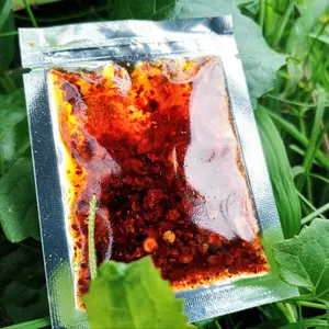 Promo CHILI OIL Sachet 7 - 9gr PRAKTIS HALAL Pedas Daun Jeruk Minyak Cabai SERBAGUNA Saset Instan Pelengkap Dimsum Baso Aci Mie Kuah By DE WULAN