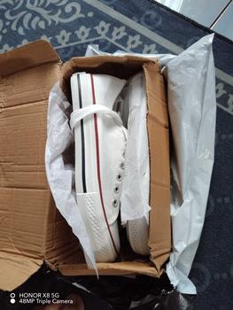 Product Review of Thekasut-Unisex Outdoor Canvas Low Top Sneakers Canvas Sport Shoes Kasut Lelaki Wanita Perempuan Black Casual White Badminton kasut murah 2024 Ready Stock from Z**a 1