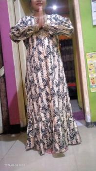 Product Review of GAMIS RENDA SULTAN ori BLINK MOTIF MONOCHROME Rempel Bunga Cantik Rayon Panjang from i**n 0