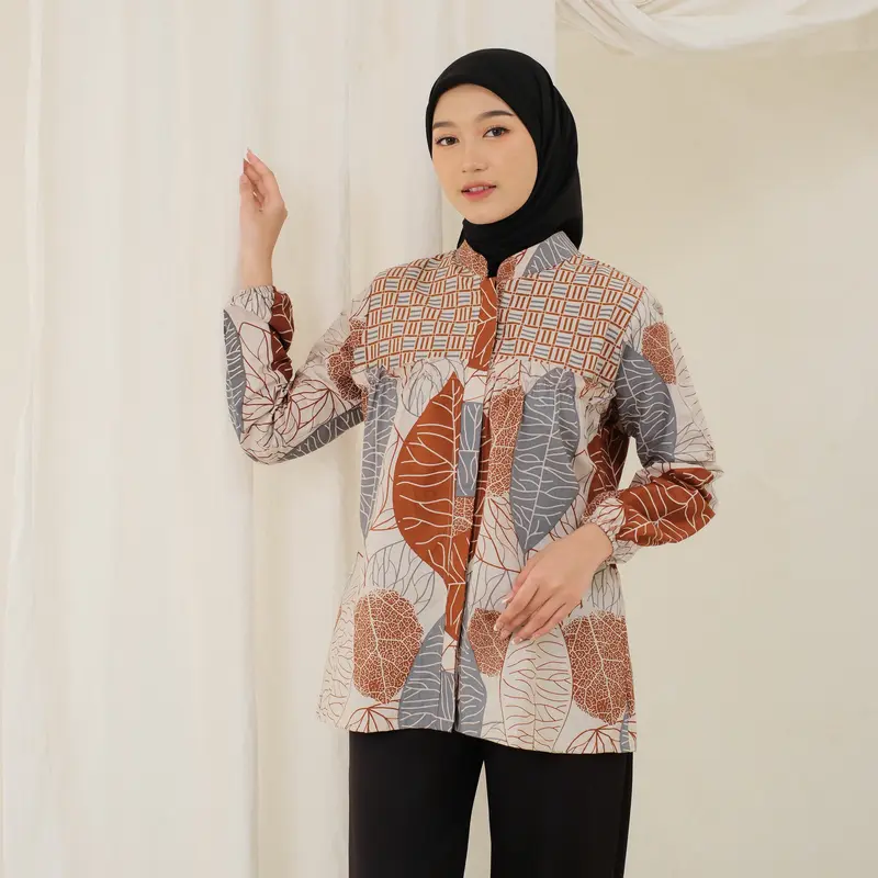 Atasan Blouse Batik Kerja Kuliah Motif Daun Katun Rempel Lengan Panjang Nyaman Baju Batik Wanita Terbaru Kekinian Cantik Formal Santai Pendek 4
