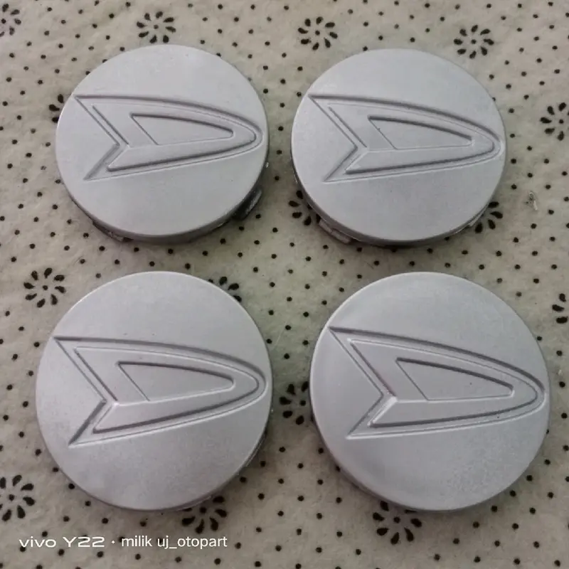 Dop roda tutup velg daihatsu xenia lama xenia all-new diameter 5.7cm cat silver 1