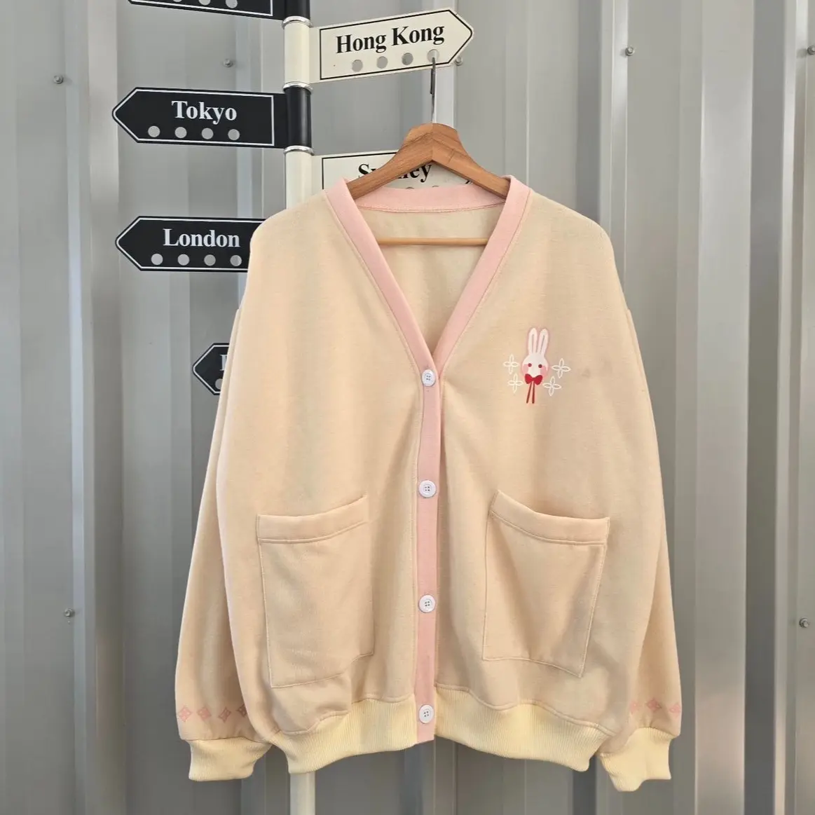 Sweater Kelinci Lucu - Cardigan Wanita - Model Terbaru