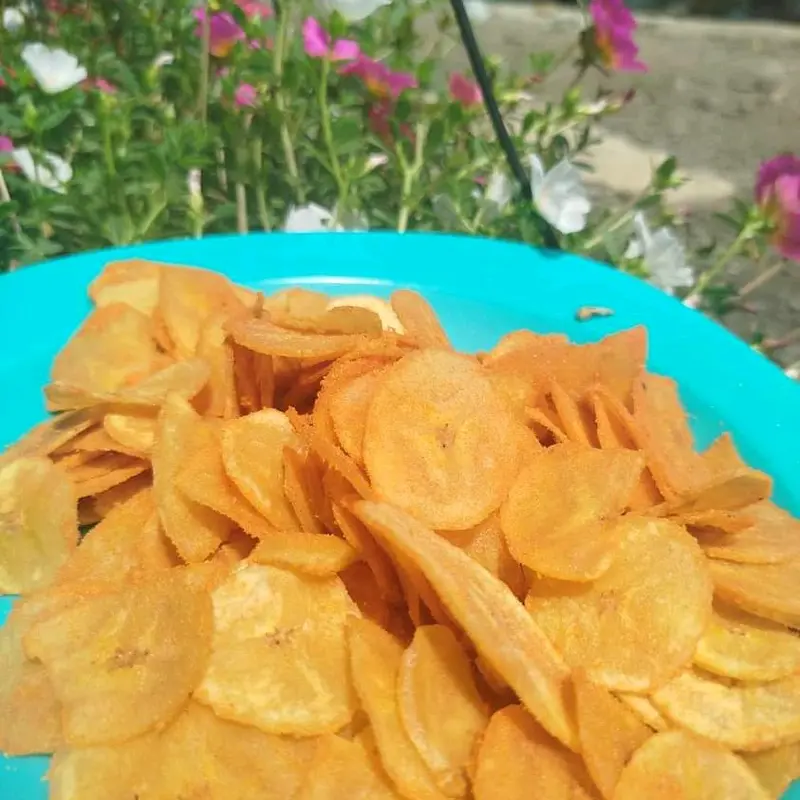 keripik pisang 1 kg dengan varian rasa original, keju, balado 0