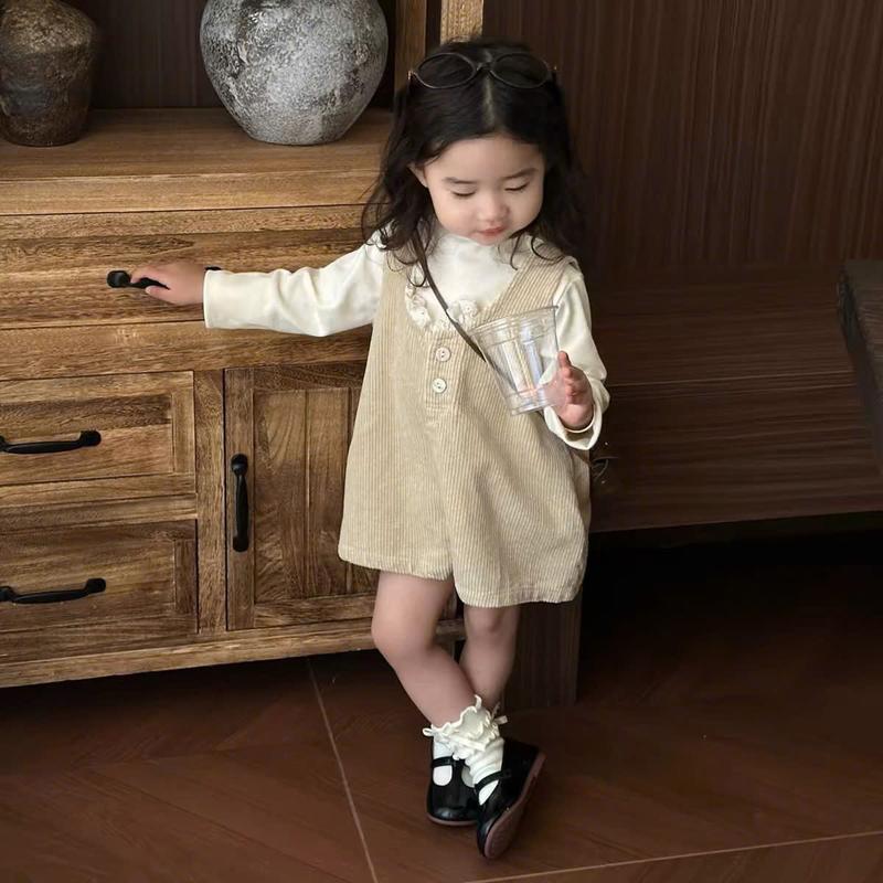 deal live 7-18kg Set Yếm Nhung Tăm Bé Gái Màu Be Phối Áo Trắng Phong Cách Hàn