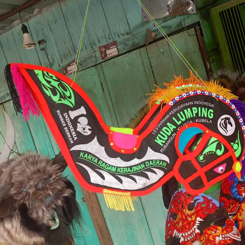 kuda kepang bambu dan kain aman buat anak 1