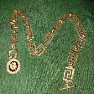 [Woomx] Set Perhiasan Wanita Desain Kerawang Berlian Tiruan Retro Anggun untuk Pertemuan dan Acara Malam A496