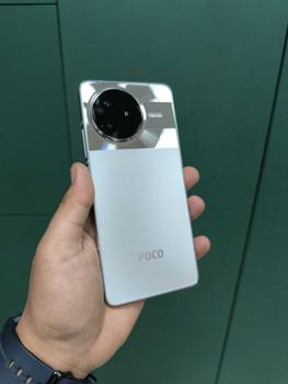 Product Review of POCO F7 Pro (12GB/512GB) | Snapdragon 8 Gen 3 | Massive 6000mAh battery | 2K 120Hz Flow AMOLED display | 50MP dual camera with OIS [Official Store] from B**l 1
