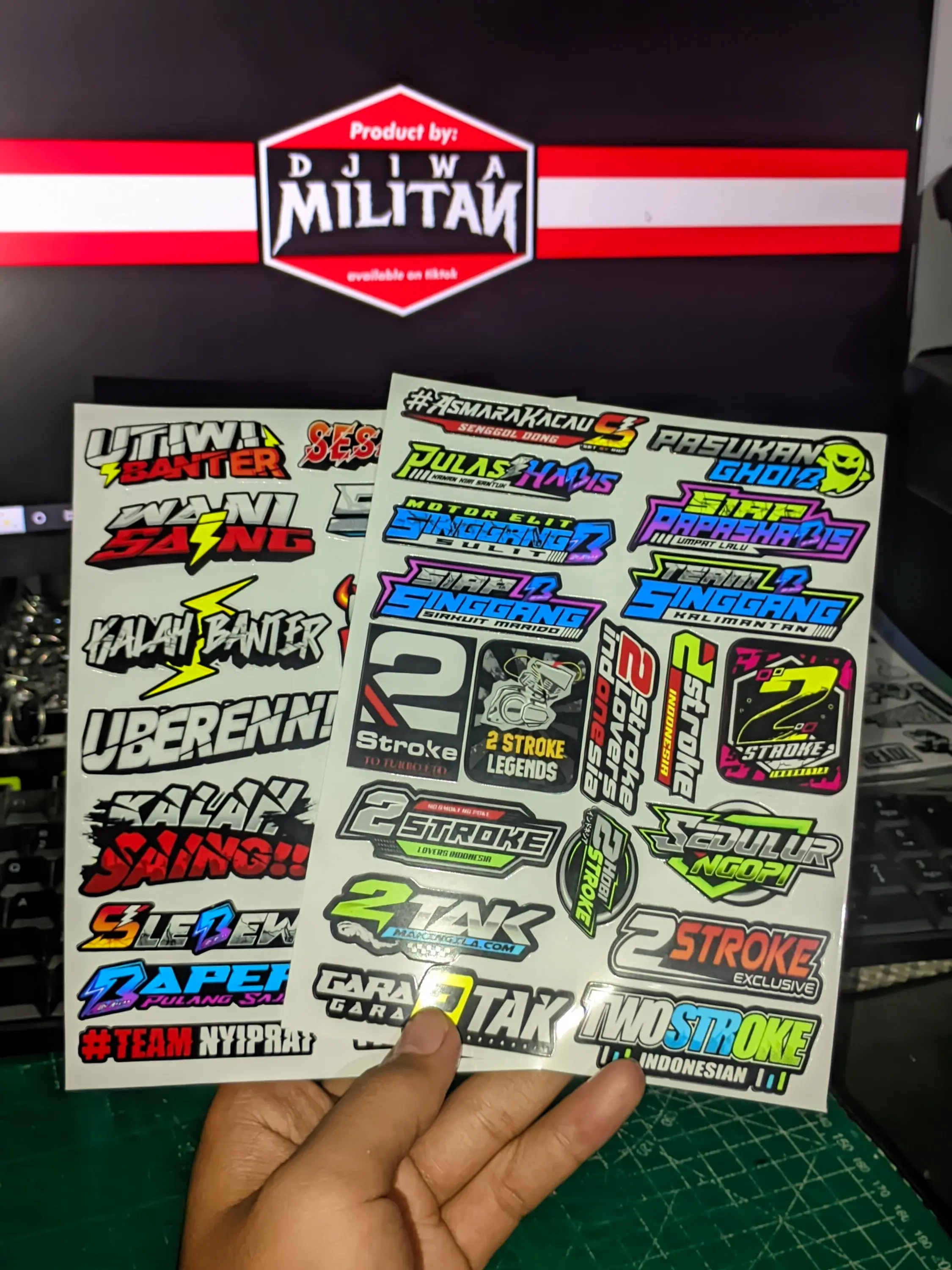 STIKER 2 STROKE | Stiker Vinyl Anti Air  Stiker Mini Kualitas Premium Tahan Air Cocok untuk Dekorasi Label atau Identifikasi