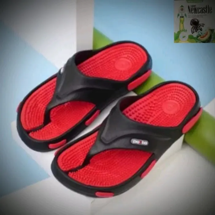 Sandal jepit karet merk NwCstl anti licin nyaman dipakai