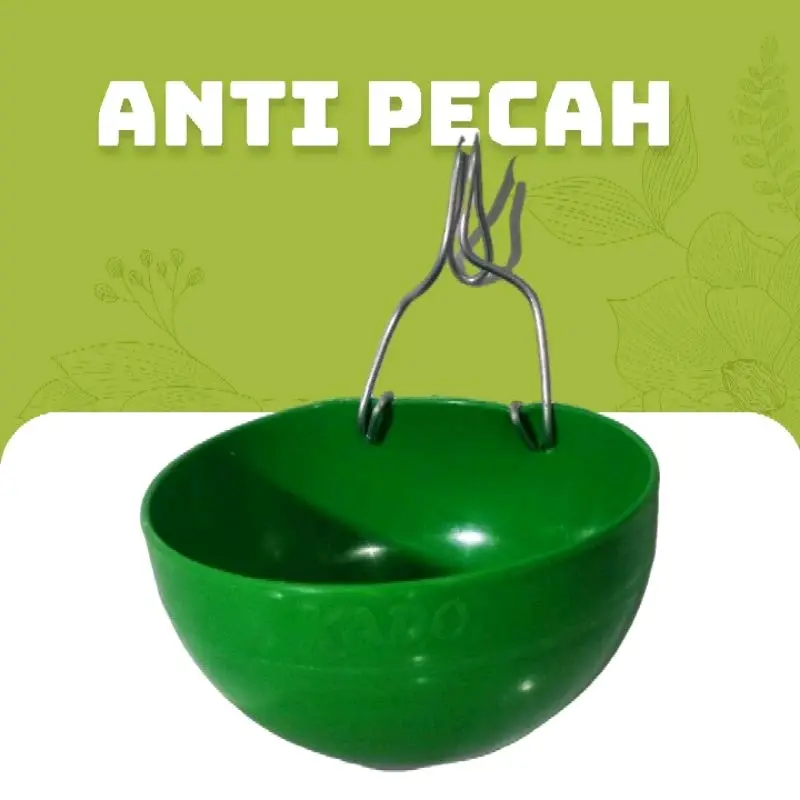 Wadah atau tempat makan ayam