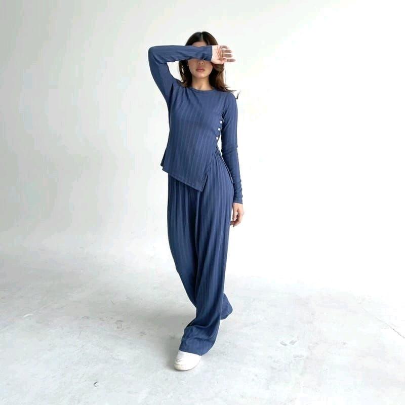 EDEN SET | Setelan Wanita Knit Set Lengan Panjang Celana Panjang Highwaist Kancing 1