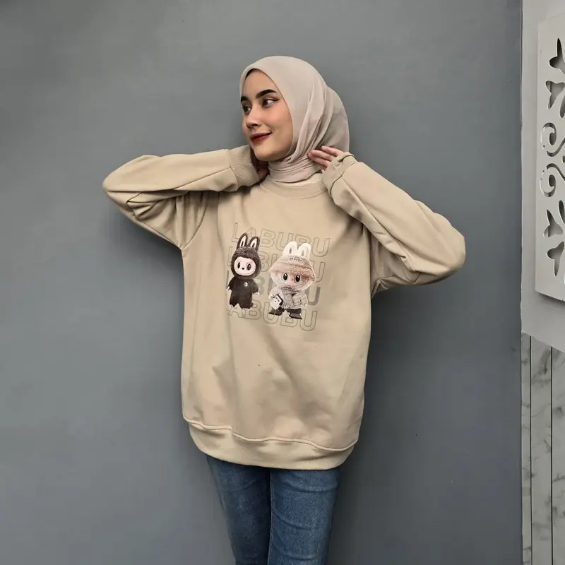 COD Sweater Crewneck wanita motif LABUBU2  Fit to L katun Fleece 1
