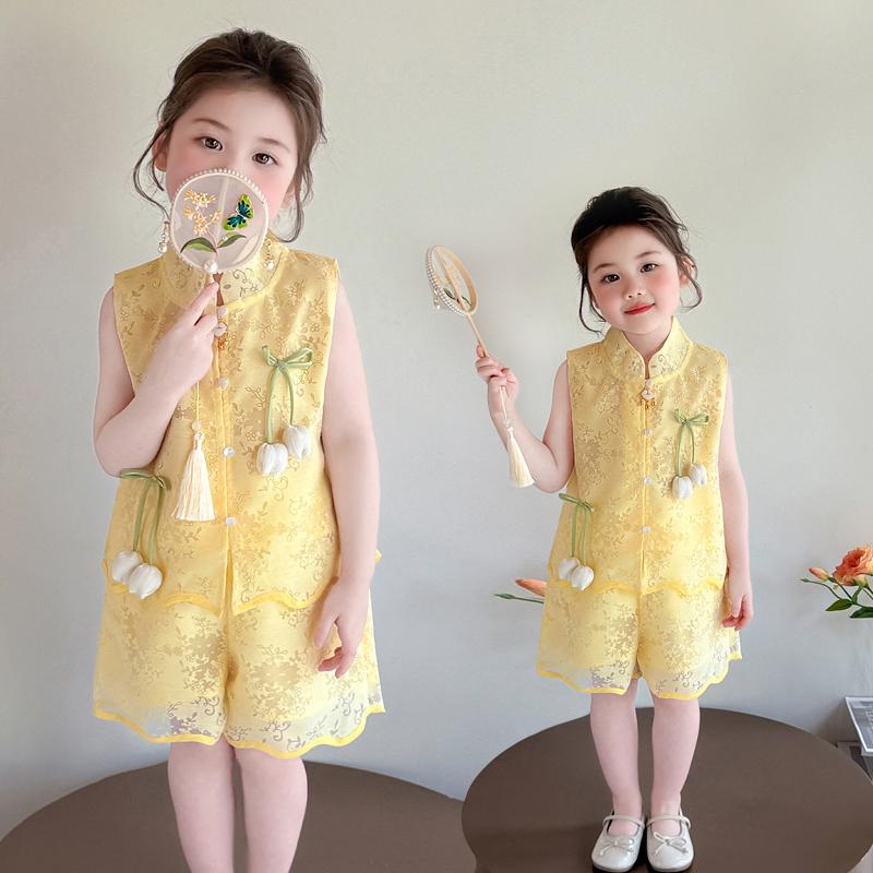 Bộ Đồ Mùa Hè Cho Bé Gái, Pippikids, Bộ Sưu Tập Mới 2025, Áo Vest Và Quần Đùi Phong Cách Trung Quốc Mới, Thời Trang, Bộ Đồ Hai Mảnh, Không Có Mũ Phù Hợp, Thích Hợp Cho Trẻ Em, Thời Trang Mùa Hè Cho Bé