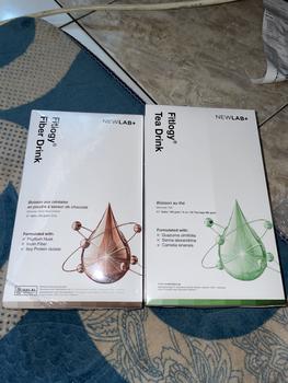 Product Review of NEWLAB Bundle 1 Box Fitlogy Tea Drink + 1 Choco Drink | Minuman Teh Hijau Herbal & Minuman Serbuk Rasa Susu Cokelat from a**_ 1