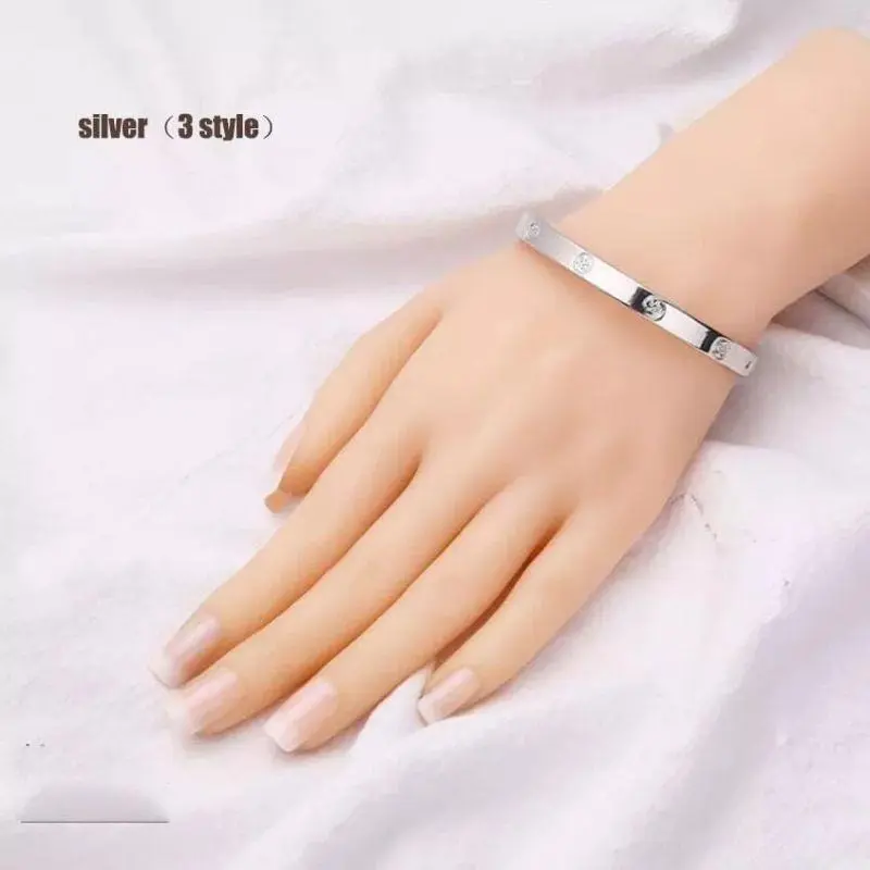 Gelang Bangle Wanita Mewah dan Elegan - Bahan Titanium Antikarat (Bracelets) Aksesoris Silver
