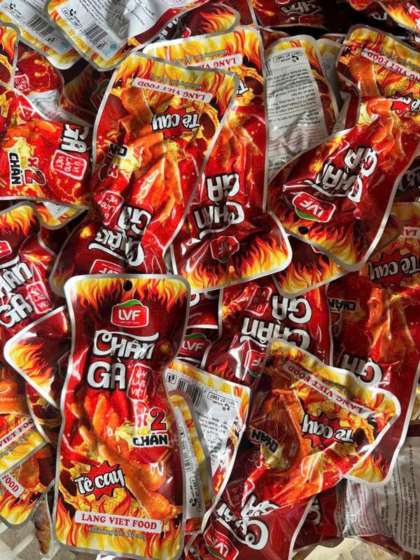 Combo 15 Túi 30 Chân Gà 1 túi 2 chân tê cay ủ vị Làng Việt Food Chân gà tê cay ,thơm ngon đảm bảo an toàn thực thẩm