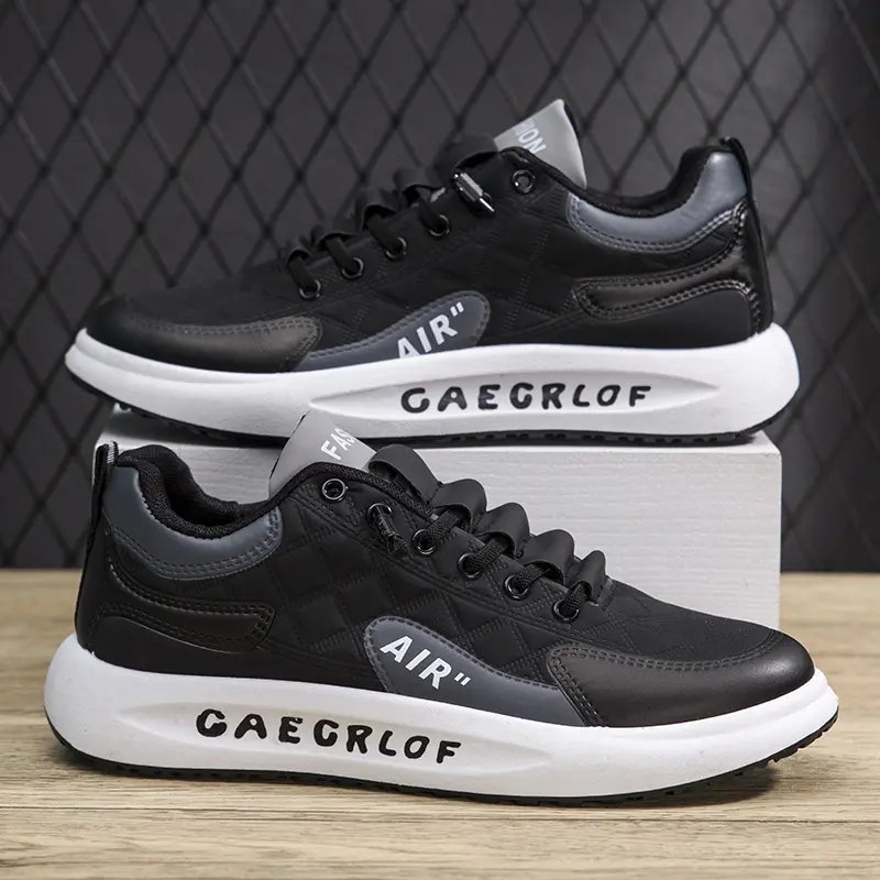 Pennay Man Sepatu Sneakers Pria Casual Sepatu Cowok Kekinian Stylish, Ringan & Anti Slip CARL-04 Running Sport Shoes 2