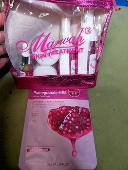 Product Review of Semua Paket Marwah Skincare krim malam klinik untuk anti aging flek hitam dan kerutan mencerahkan kulit agar wajah glowing putih memudarkan flek hitam noda hitam menyamarkanbekas jerawat yang membandel Mengencangkan Platinum diamond bright tea tree from J**️ 0