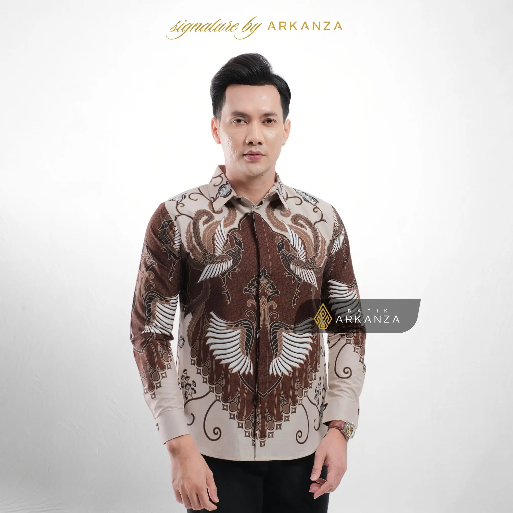 Arkanza Signature Motif Bhaskara Kemeja Batik Pria Lengan Panjang Lengan Pendek Eksklusif Curved Hem Jahitan Presisi Hidden & Emboss Button Lapisan Tricot Breathable SIGN AFF