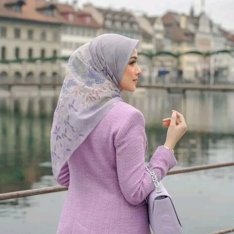Hijab Segiempat Motif Muslimah Terbaru - Square Voal Premium Sublime Japan Kerudung Cantik Lembut Nyaman Printing Standar Logo Tebal b Basic Metal Digital 3