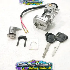 KUNCI KONTAK SUPRA X 125 KARBU,SUPRA X 125 BATMAN PLUS KUNCI JOK BELAKANG KOMPLIT