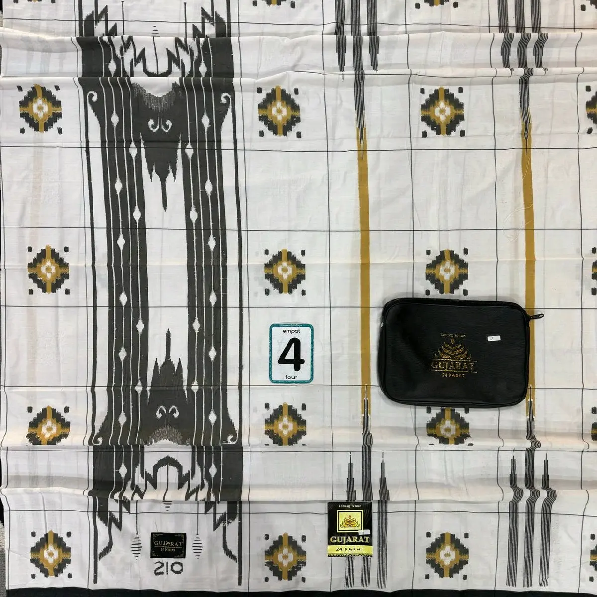 Sarung Tenun Rayon Gujarat Gunungan