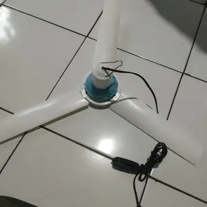 Kipas Angin Gantung 3 Baling-baling Desain Aerodinamis Hemat Energi dan Kuat untuk Kesejukan Maksimal Terlaris