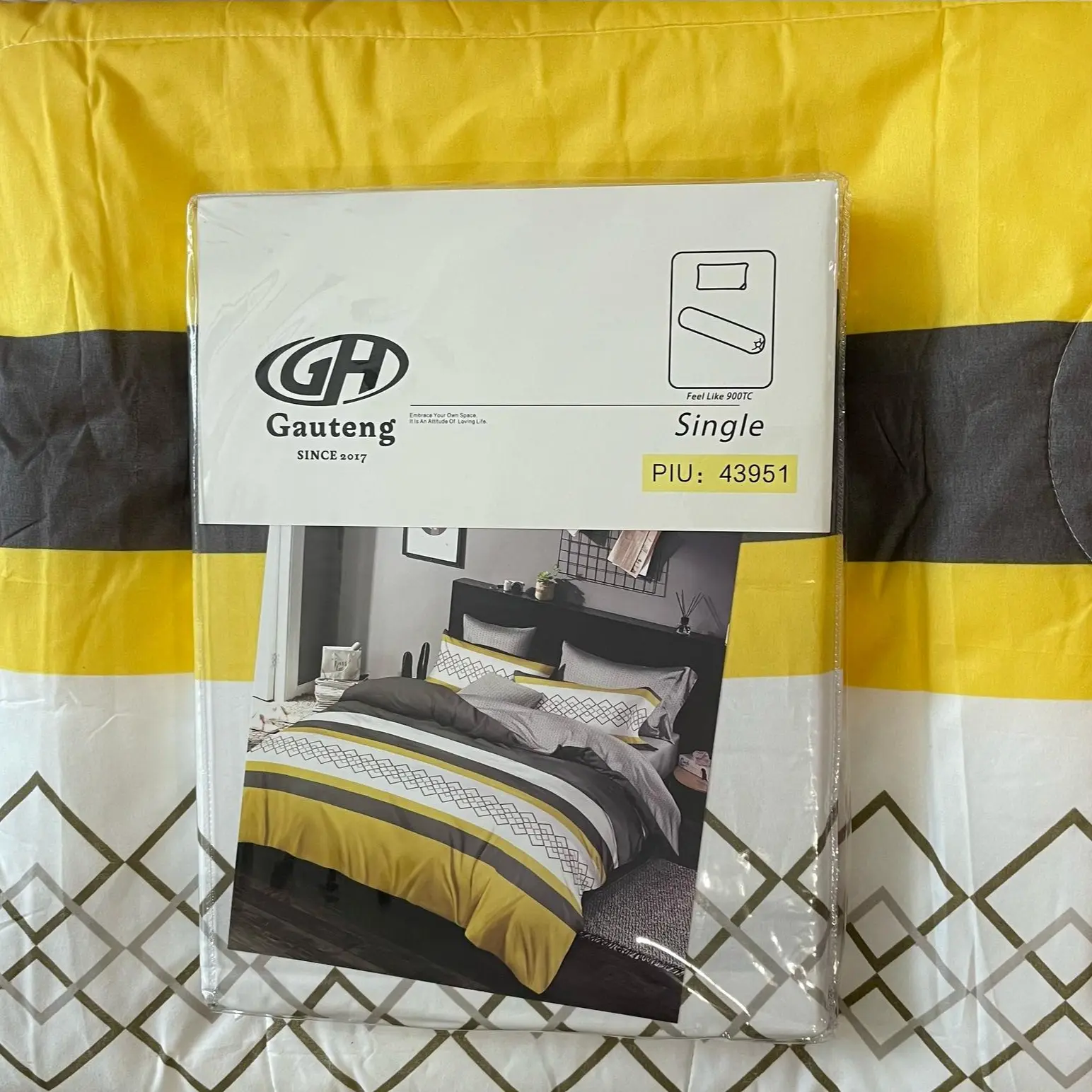 (Set Comforter)Single or Supersingle Bedsheet set Comforter with pillow case + Bolster case Set