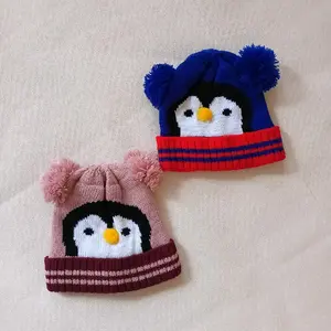TOPI BAYI KARAKTER PINGUIN KUPLUK BAYI PINGUIN