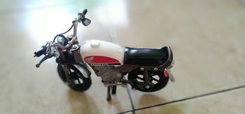 Product Review of Miniatur Motor Jadul Dari Bahan Besi Tahan Lama from A**5 0